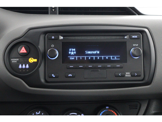 Foto 4 van Toyota Yaris 1.0 VVT-i Aspiration | Radio BT en CD | lm velgen |
