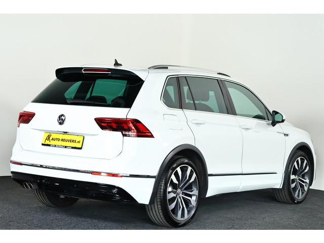 Foto 2 van Volkswagen Tiguan 2.0 TSI 4Motion Highline / LED / ACC / HUD / DynAudio / CarPlay