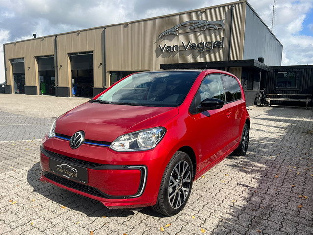 Foto 6 van Volkswagen e-Up! e-up camera, cruise, airco, pdc, multi stuur