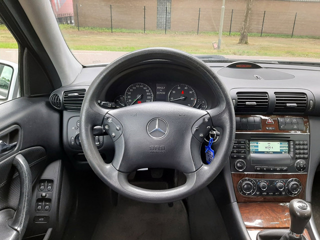 Foto 2 van Mercedes-Benz C-klasse 200 K. 163PK Airco Leder Sportvelgen
