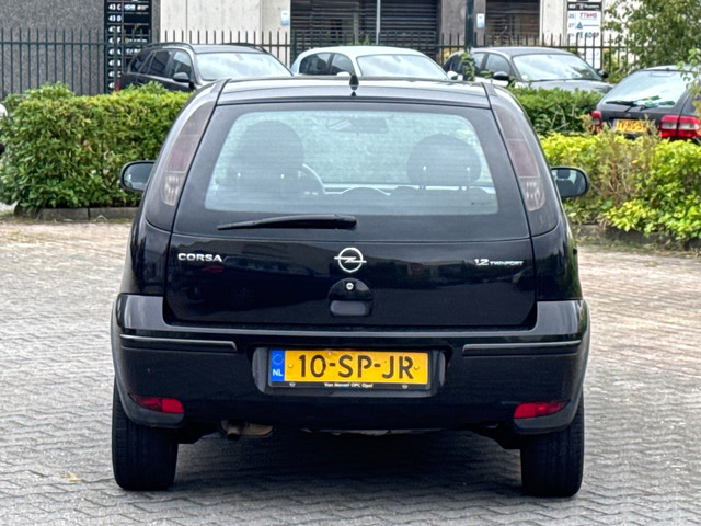 Foto 7 van Opel Corsa 1.2-16V Silverline | Airco | APK 09-07-2027 | Elektrische ramen en spiegels | LM velgen |