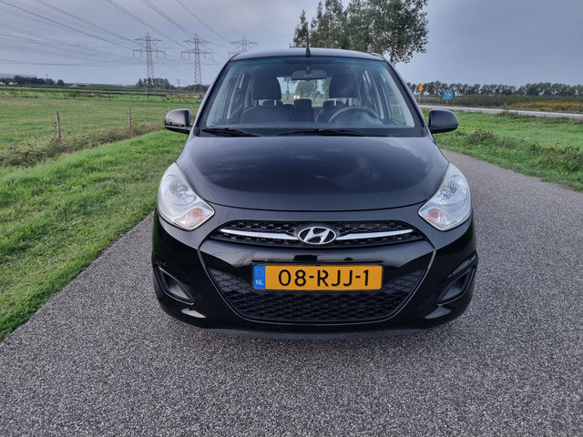 Foto 9 van Hyundai I10 1.1 i-Drive Cool Airco Trekhaak