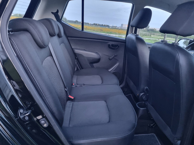 Foto 5 van Hyundai I10 1.1 i-Drive Cool Airco Trekhaak