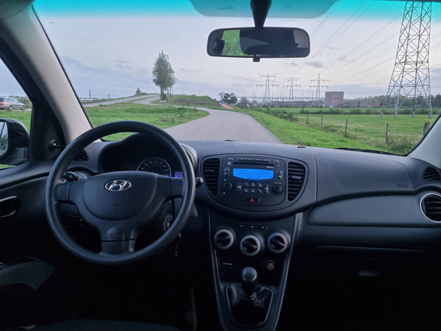 Foto 4 van Hyundai I10 1.1 i-Drive Cool Airco Trekhaak