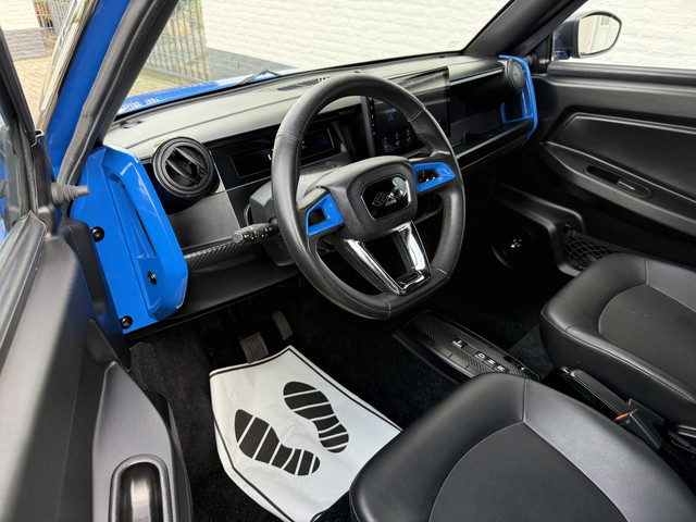Foto 5 van Ligier Brommobiel Myli R.EBEL 8 kWh/ Airco/ Camera/ Stoelverwarming/ Apple Carplay