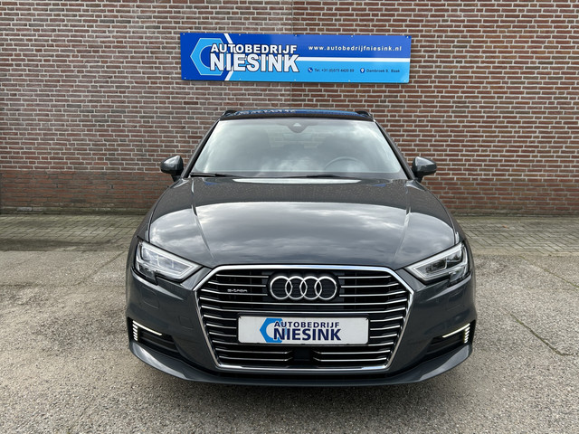 Foto 10 van Audi A3 Sportback 1.4 e-tron S-Line Pano/Carplay/Cruise/Stoelverwarming