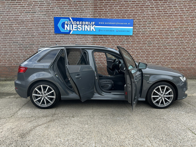 Foto 7 van Audi A3 Sportback 1.4 e-tron S-Line Pano/Carplay/Cruise/Stoelverwarming