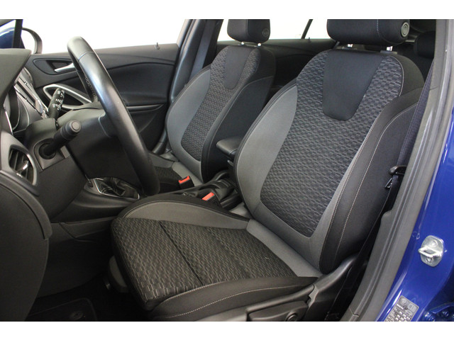 Foto 2 van Opel Astra Sports Tourer 1.2 Business Executive |Camera|Navi|Trekhaak|