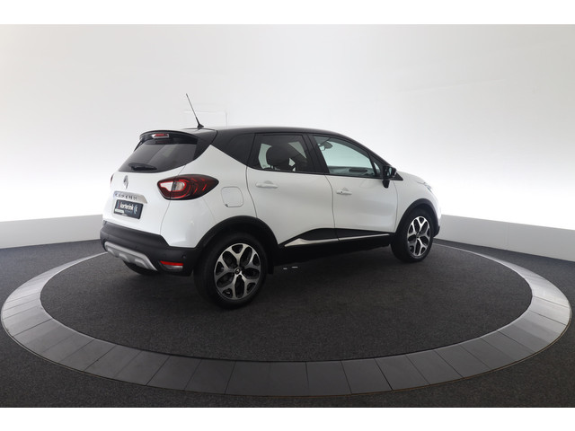 Foto 3 van Renault Captur 1.3 TCe Intens (bj 2019, automaat)
