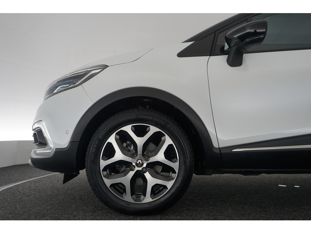 Foto 7 van Renault Captur 1.3 TCe Intens (bj 2019, automaat)