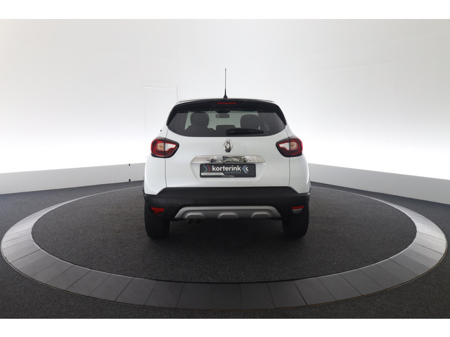 Foto 9 van Renault Captur 1.3 TCe Intens (bj 2019, automaat)
