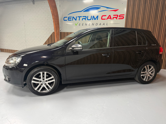 Foto 9 van Volkswagen Golf 1.2 TSI Tour, Trekhaak, Pioneer DVD NAVI, APK