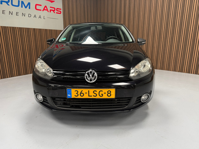 Foto 8 van Volkswagen Golf 1.2 TSI Tour, Trekhaak, Pioneer DVD NAVI, APK