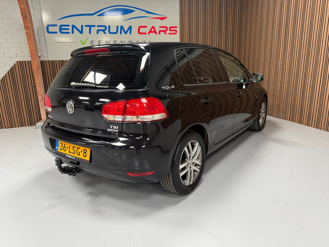 Foto 5 van Volkswagen Golf 1.2 TSI Tour, Trekhaak, Pioneer DVD NAVI, APK