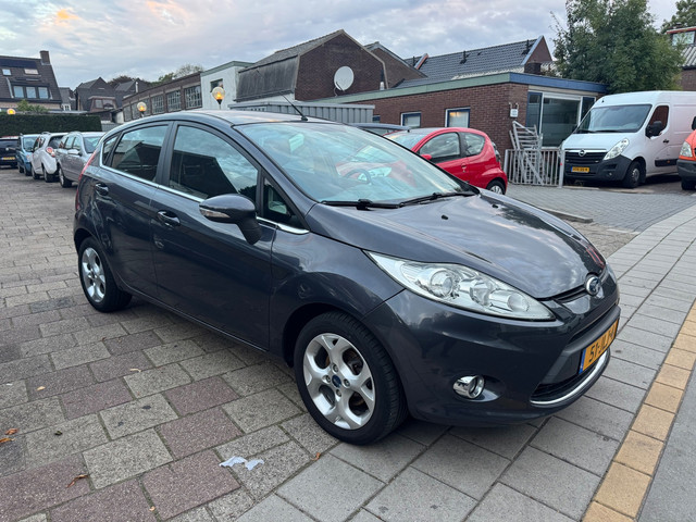 Foto 7 van Ford Fiesta 1.25 Titanium | Zeer goed onderhouden!