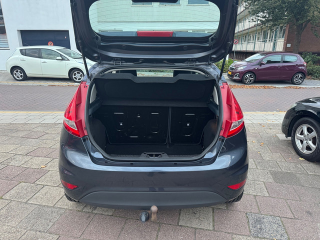 Foto 4 van Ford Fiesta 1.25 Titanium | Zeer goed onderhouden!