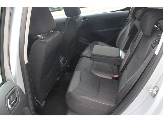 Foto 4 van Peugeot 308 1.6 VTi Première/AIRCO/ NETTE AUTO