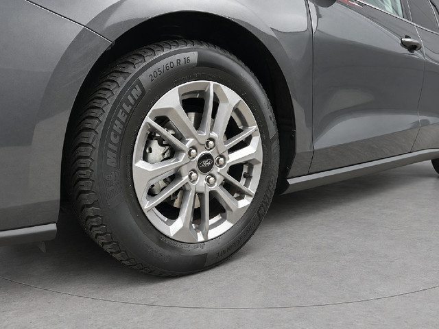 Foto 9 van Ford FOCUS Wagon 1.0 EcoBoost Hybrid Titanium | Cruise | Navi | Clima