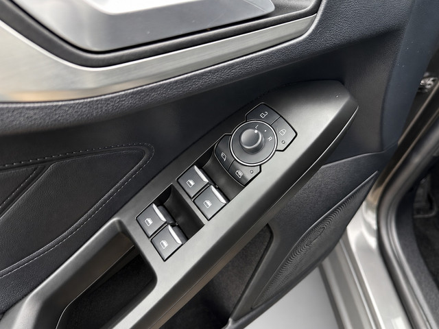 Foto 2 van Ford FOCUS Wagon 1.0 EcoBoost Hybrid Titanium | Cruise | Navi | Clima