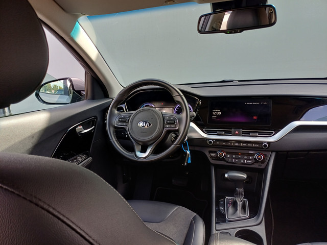 Foto 2 van Kia Niro 1.6 GDi Hybrid DynamicLine (bj 2020, automaat)