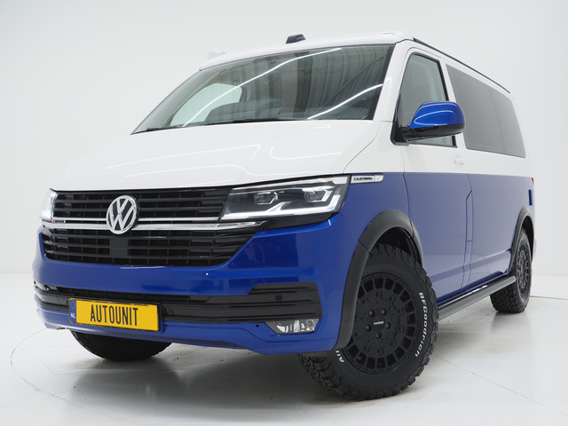 Foto 3 van Volkswagen California 2.0 TDI T6.1 4Motion DSG All Terrain | Slaaphefdak | Draaistoelen | Koelkast |