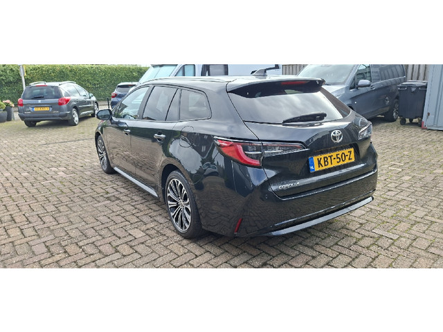 Foto 2 van Toyota Corolla Touring Sports 1.2 Turbo Active (bj 2020)
