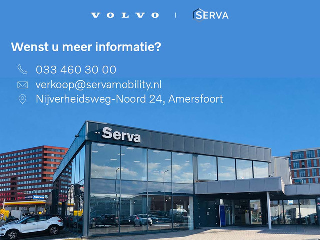 Foto 2 van Volvo XC40 T2 Momentum Business | Parkeercamera | Cruise control