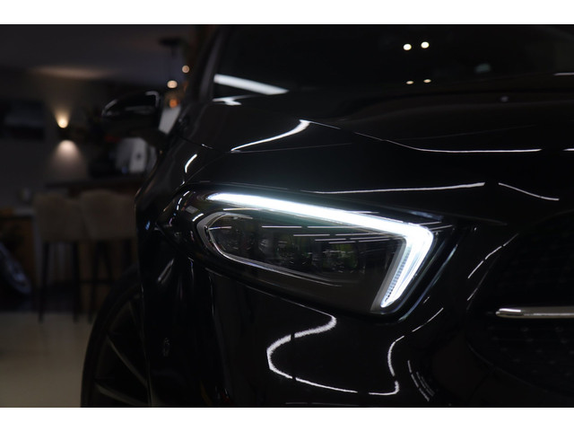 Foto 6 van Mercedes-Benz A-klasse 250 e Premium Plus AMG NIGHT PAKKET PANO/BLACKSTYLE/CARPLAY/CAM/BOMVOL