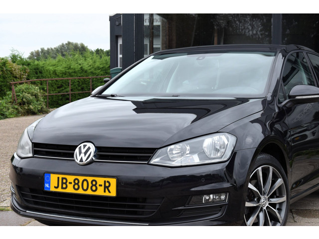 Foto 9 van Volkswagen Golf 1.2 TSI Business Stoelmassage Automaat