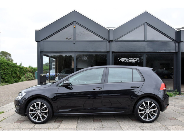 Foto 6 van Volkswagen Golf 1.2 TSI Business Stoelmassage Automaat