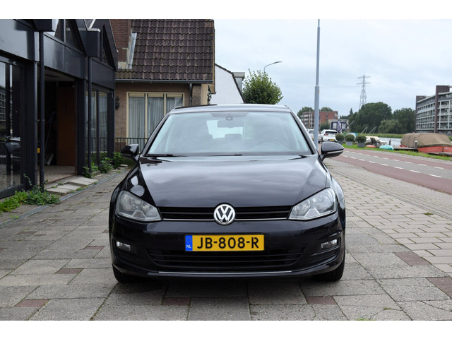 Foto 2 van Volkswagen Golf 1.2 TSI Business Stoelmassage Automaat