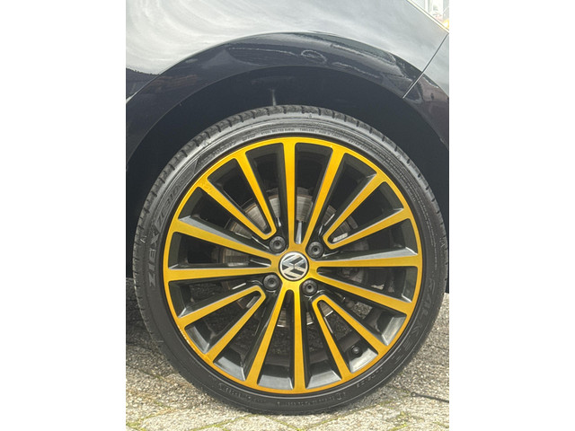 Foto 8 van Volkswagen Up! 1.0 up! Colour Edition