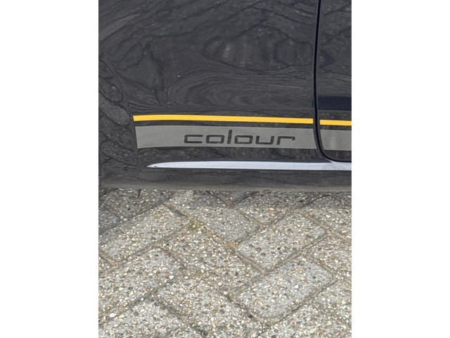 Volkswagen Up! 1.0 up! Colour Edition