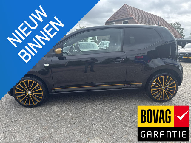 Foto 2 van Volkswagen Up! 1.0 up! Colour Edition