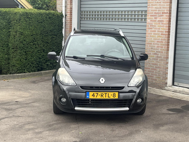 Foto 6 van Renault Clio Estate 1.2-16V Collection