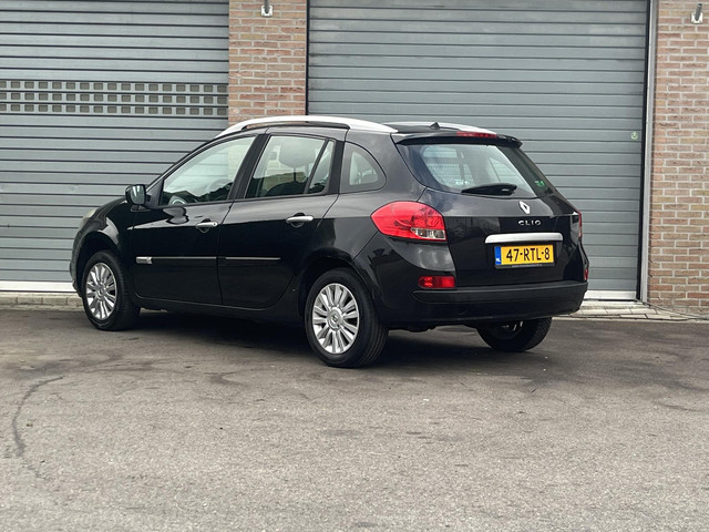 Foto 9 van Renault Clio Estate 1.2-16V Collection