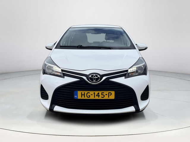 Foto 9 van Toyota Yaris 1.0 VVT-i Now | 5 deurs | Airconditioning | Radio met Apple Carplay/ Android auto | Cen