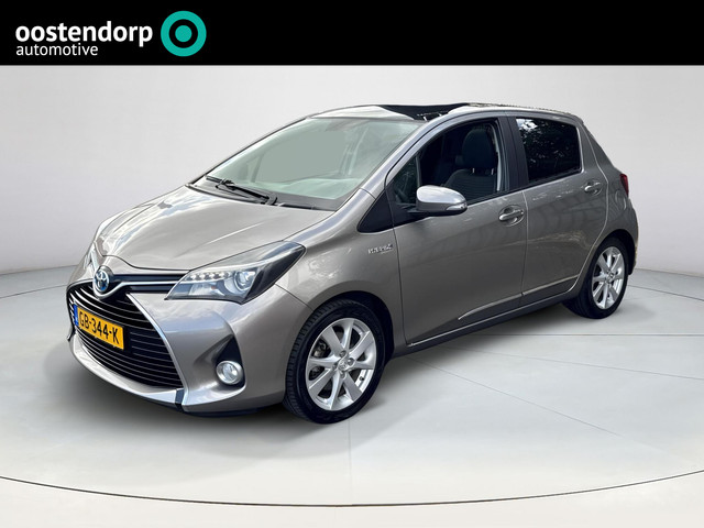 Foto 2 van Toyota Yaris 1.5 Hybrid Dynamic | Navigatie | Achteruitrijcamera | Panoramadak | Trekhaak