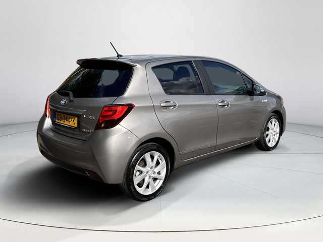 Foto 8 van Toyota Yaris 1.5 Hybrid Dynamic | Navigatie | Achteruitrijcamera | Panoramadak | Trekhaak