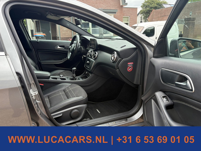 Foto 10 van Mercedes-Benz A-klasse 180 Prestige AMG 2X SLEUTEL NAP NIEUWE APK!