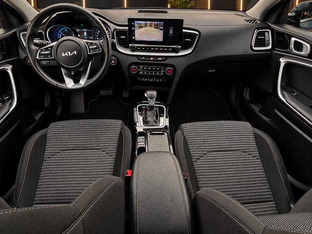 Foto 9 van Kia Ceed Sportswagon 1.6 GDI PHEV DynamicPlusLine Camera_Carplay_Nette auto