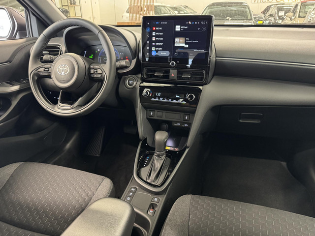 Foto 9 van Toyota Yaris Cross 1.5 Hybrid 130 Dynamic Navi | Camera | Clima | ACC | Carplay | Winter pakket ( Ve
