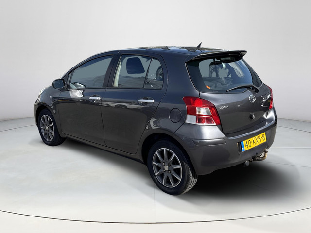 Foto 10 van Toyota Yaris 1.3 VVTi Aspiration | Climate control | Trekhaak |