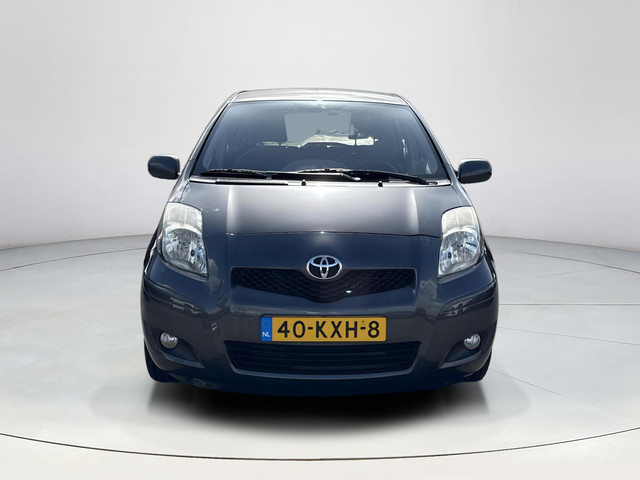 Foto 5 van Toyota Yaris 1.3 VVTi Aspiration | Climate control | Trekhaak |