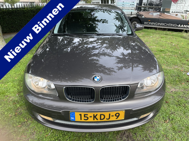 Foto 10 van BMW 1-serie 116i Business Line Top staat nl auto alle boekjes aanwezig zie foto’s
