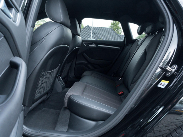 Foto 6 van Audi A3 Sportback 40 TFSI Sport S Line Edition | Trekhaak | Virtual Cockpit | Stoelverwarming | Crui