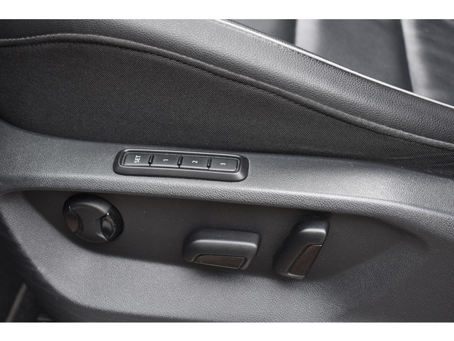 Foto 6 van Volkswagen Tiguan Allspace 2.0 TSI 4Motion Highline Trekhaak | Schuifdak | 100% Onderhouden | Leder