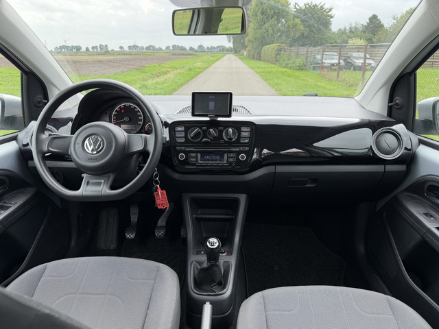 Foto 5 van Volkswagen up! 1.0 move up! BlueMotion Airco/Navi/ 88.000km! NAP!