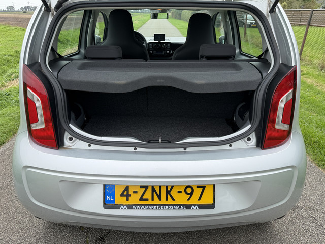 Foto 4 van Volkswagen up! 1.0 move up! BlueMotion Airco/Navi/ 88.000km! NAP!