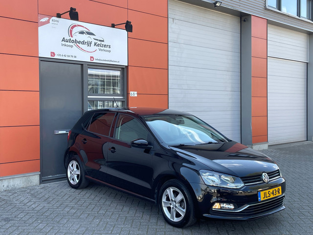 Foto 4 van Volkswagen POLO 1.2 TSI Highline APK AIRCO CNTRL NETTE AUTO